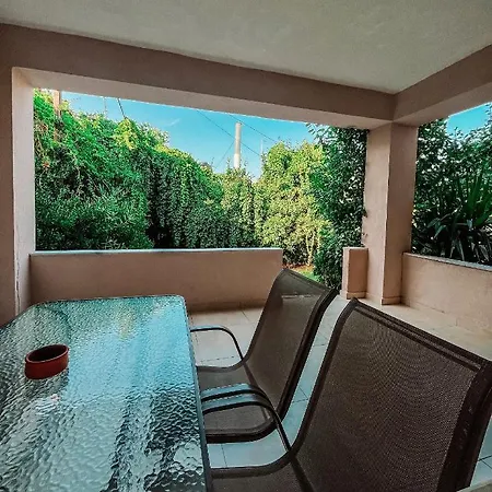 Liogerma Lägenhet Pefkochori