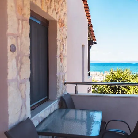 Liogerma * Pefkochori